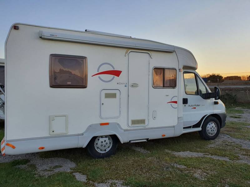 Parking longue durée pour hivernage campingcar Aix En Provence  MIDI